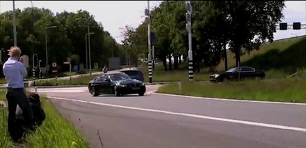 Video: O femeie, un BMW M3 si... drifting