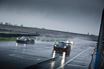 Video: Pagani Zonda R - More track focused! Video: Pagani Zonda R - More track focused!