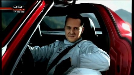 Video: Schumi conduce SLS-ul pe tavanul unui tunel...