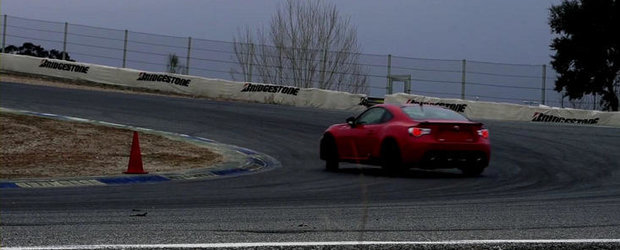 VIDEO: Sesiune de drifturi cu Toyota GT 86 si Chris Harris