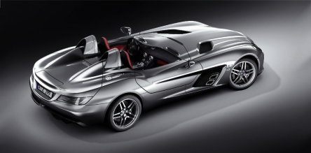 Video: SLR Stirling Moss ia cu asalt circuitul