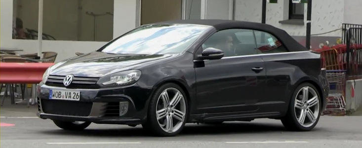 Video Spion: Noul Volkswagen Golf R Cabrio 'zambeste' la camera Video Spion: Noul Volkswagen Golf R Cabrio 'zambeste' la camera