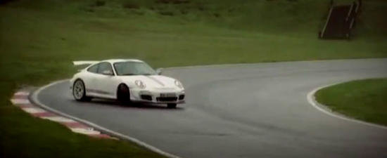 VIDEO: Tiff Needell trezeste la viata animalul ce zace-n extremul 911 GT3 RS 4.0