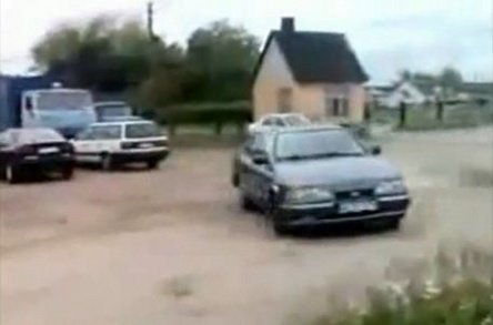Video: Un drift total nereusit