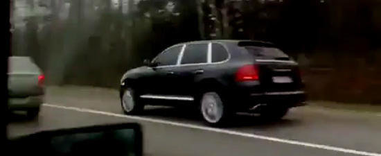 VIDEO: Urmarire ca-n filme pe strazile din Rusia! VIDEO: Urmarire ca-n filme pe strazile din Rusia!