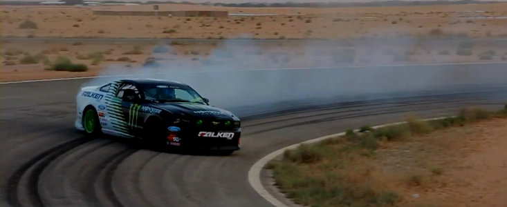 Video: Vaughn Gittin Jr. cucereste Arabia Saudita cu drifturile sale spectaculoase