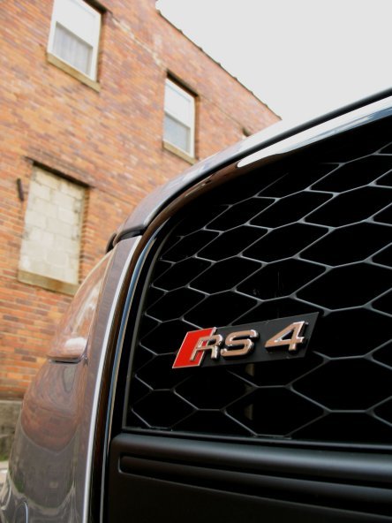 Viitorul Audi RS4 va fi propulsat de un motor V6 supraalimentat Viitorul Audi RS4 va fi propulsat de un motor V6 supraalimentat