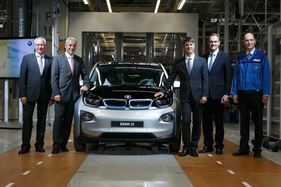 Viitorul e deja aici. BMW anunta ca a produs 3 milioane de masini electrificate