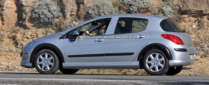 Viitorul Peugeot 308 - Primele fotografii spion Viitorul Peugeot 308 - Primele fotografii spion