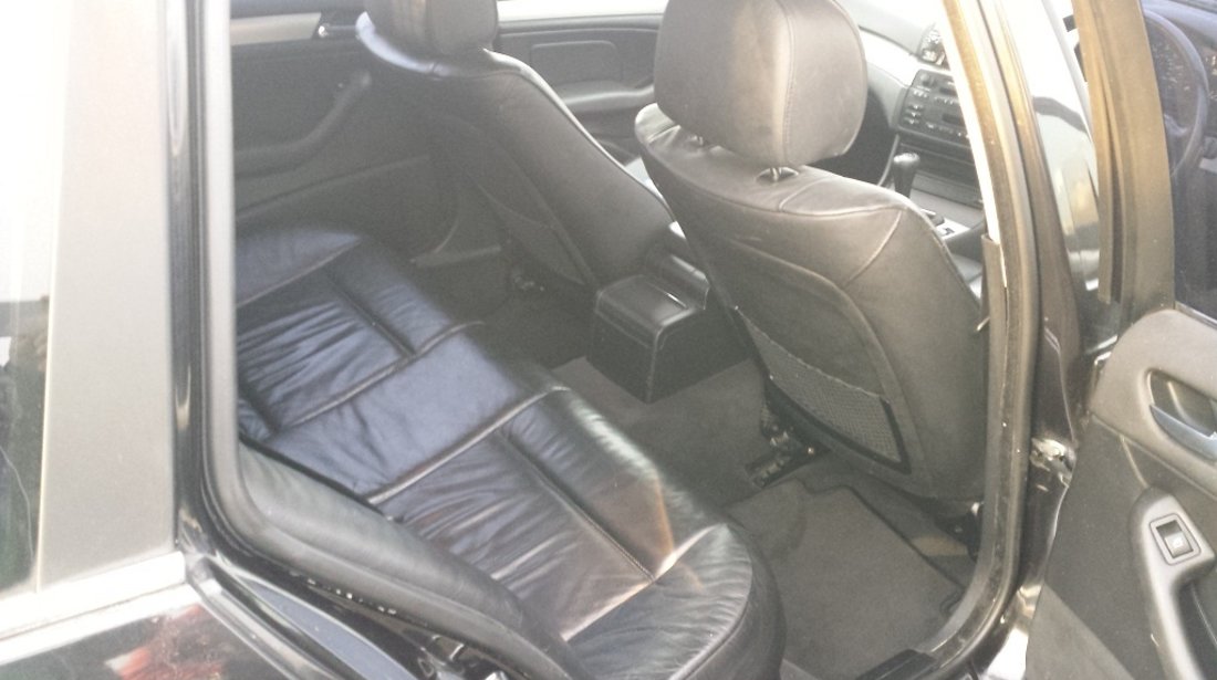 Vind interior din piele neagra bmw seria 3 e46 touring,DEZMEMBREZ-PIESE BMW E46