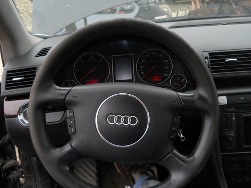 Vindem Airbag Volan Cu Comenzi Audi A4 B6