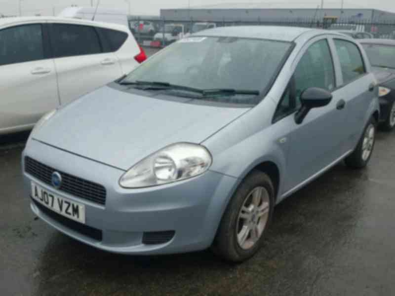 Vindem cutie de viteze Fiat Grande Punto 1.2b