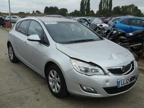 Vindem cutie de viteze Opel Astra j, 1.7cdti