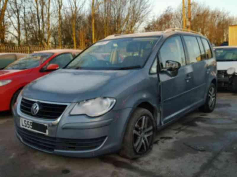 Vindem cutie de viteze Vw Touran 1.9 tdi