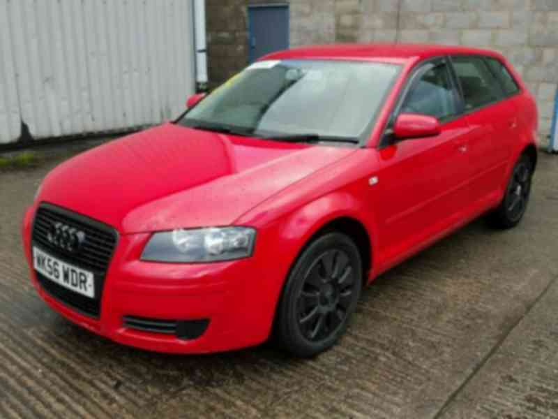 Vindem piese de caroserie Audi A3 8P, 1.6 benzina BSE