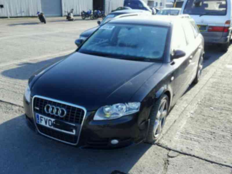 Vindem piese de caroserie Audi A4 8ED, 2.0tdi