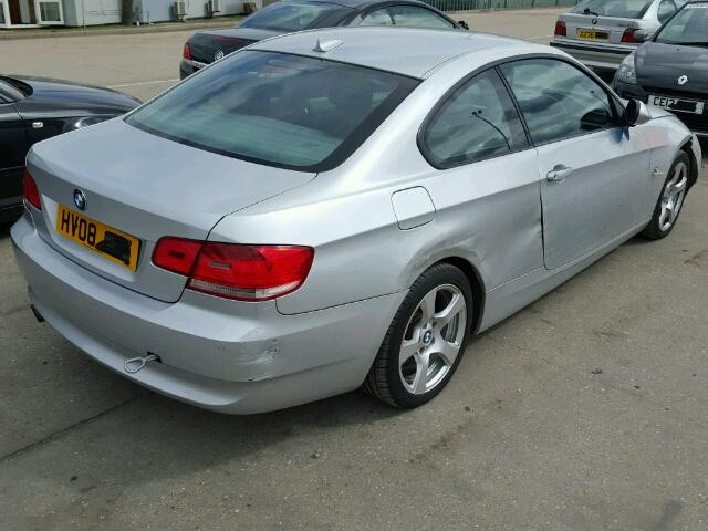 Vindem piese de caroserie BMW 3 coupe (E92) 2.0 Benz