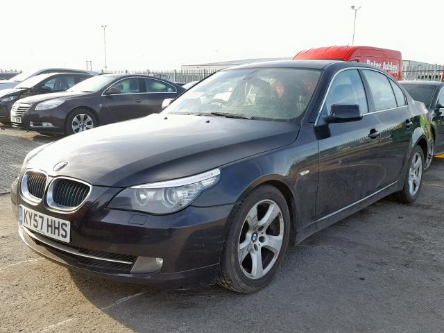 Vindem piese de caroserie Bmw 5 (E60) 2.0 d