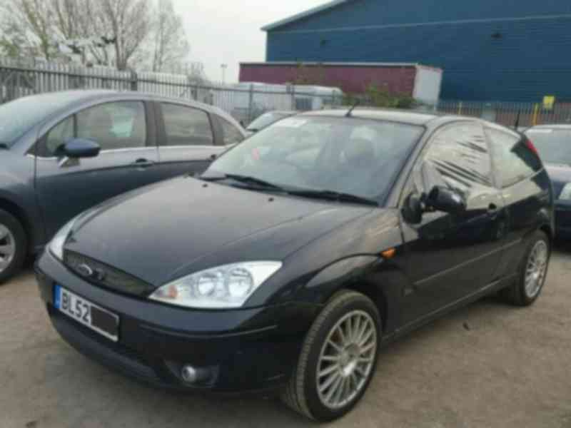 Vindem piese de caroserie Ford Focus, 1.6 benzina