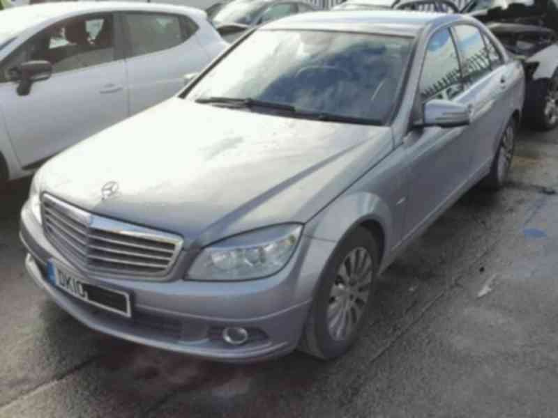 Vindem piese de caroserie Mercedes Clasa C220 (W204)