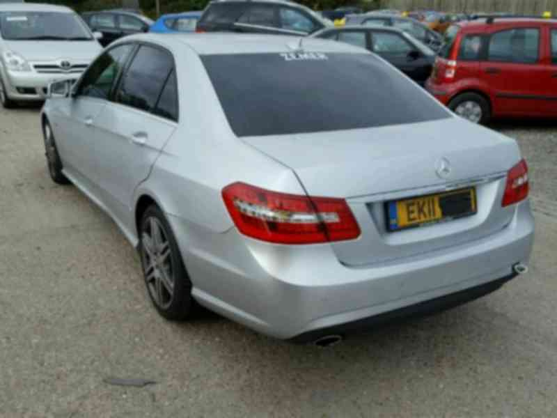 Vindem piese de caroserie Mercedes E class 220 (W212)