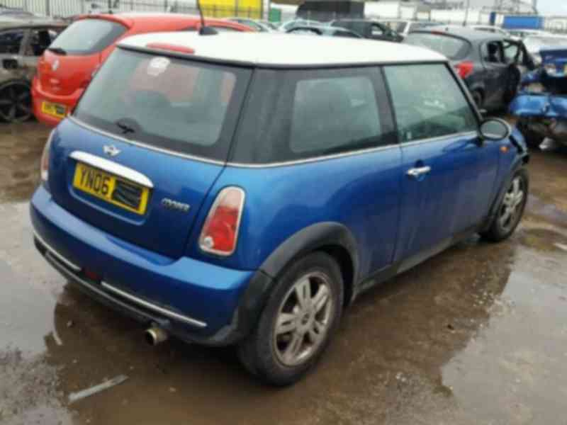 Vindem piese de caroserie Mini Cooper 1.6 benzina