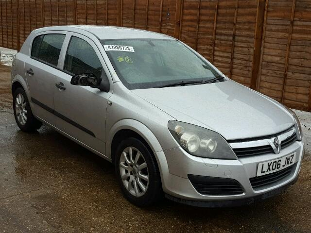 Vindem piese de caroserie Opel Astra H, 1.6 benzina