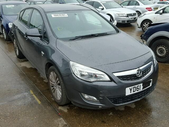 Vindem piese de caroserie Opel Astra J, 1.6 benzina
