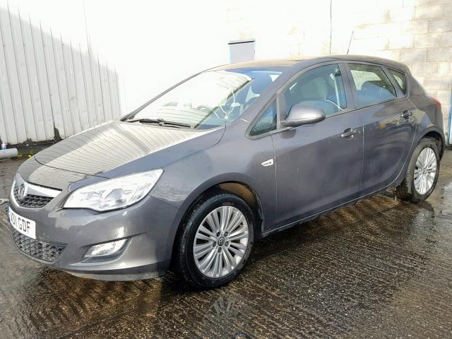 Vindem piese de caroserie Opel Astra J, 1.7cdti
