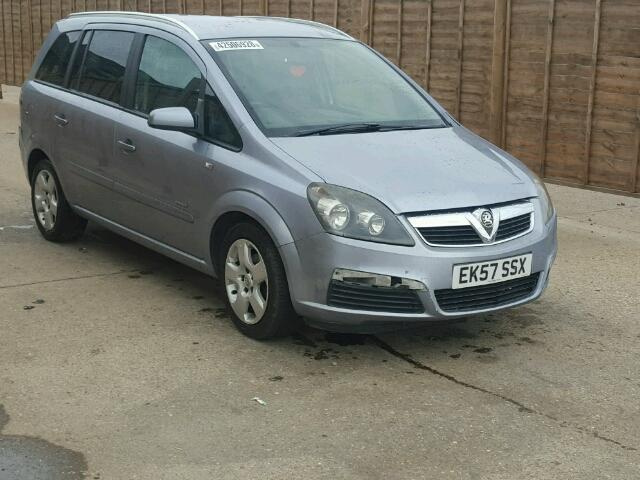 Vindem piese de caroserie Opel Zafira B 1.7cdti