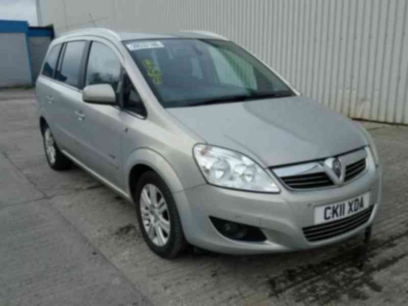 Vindem piese de caroserie Opel Zafira B, 1.8b
