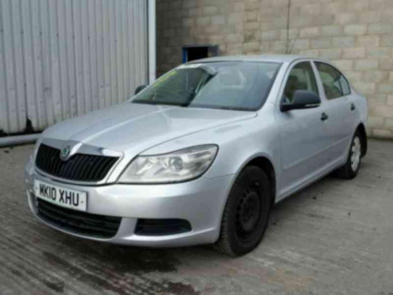 Vindem piese de caroserie Skoda Octavia 2, 2.0tdi
