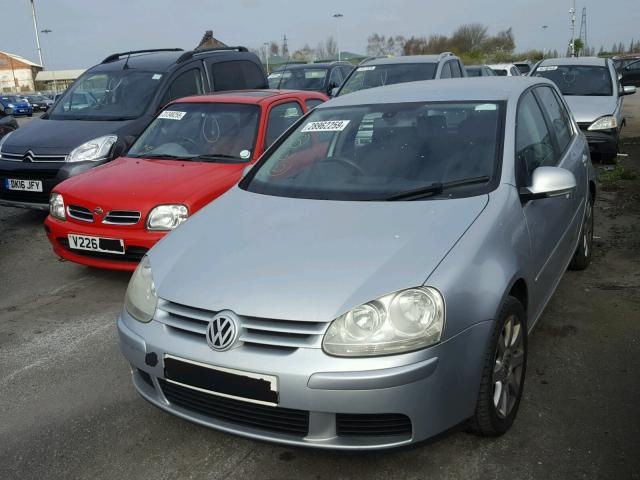 Vindem piese de caroserie Vw Golf 5 (1K1) 1.9 tdi
