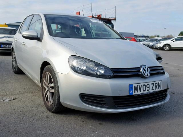 Vindem piese de caroserie Vw Golf 6 (5K1) 2.0tdi CBA din dezmembrari
