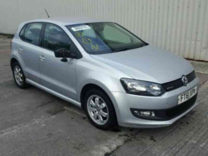 Vindem piese de caroserie Vw Polo (6R) 1.4benzina