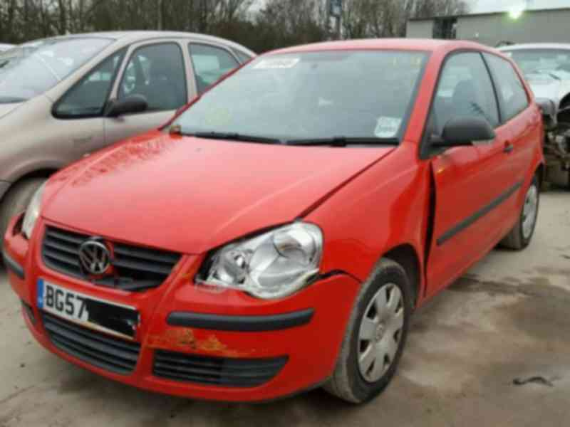 Vindem piese de caroserie Vw Polo 9N, 1.2 benzina