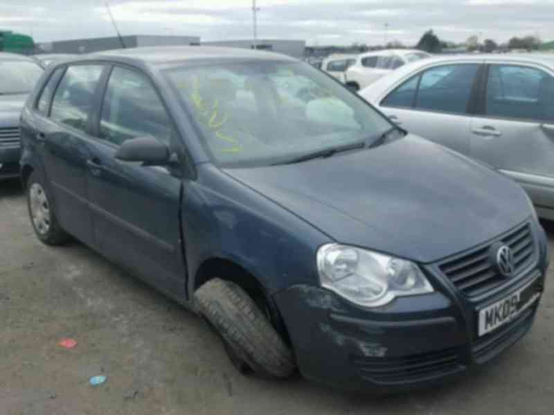 Vindem piese de caroserie Vw Polo 9N, 1.2b