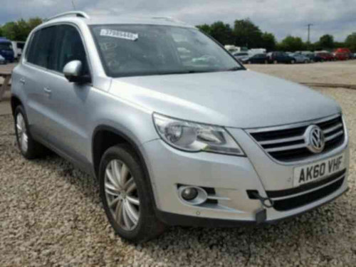 Vindem piese de caroserie Vw Tiguan (5N) 2.0tdi CFF