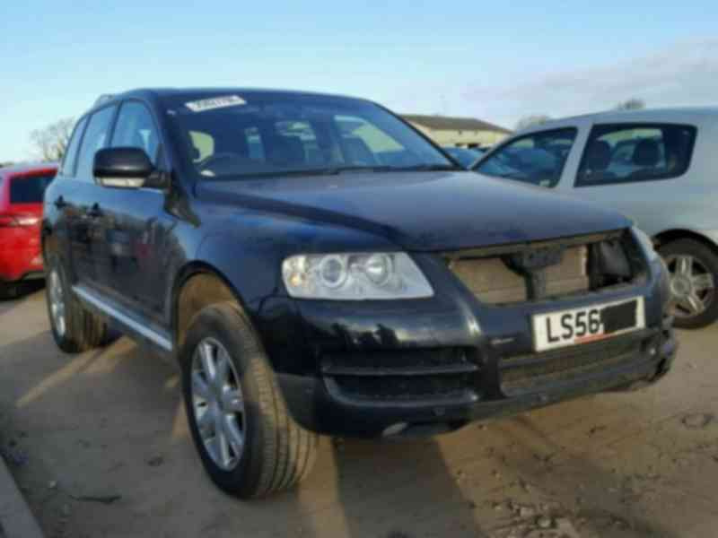 Vindem piese de caroserie Vw Touareg 2.5 tdi