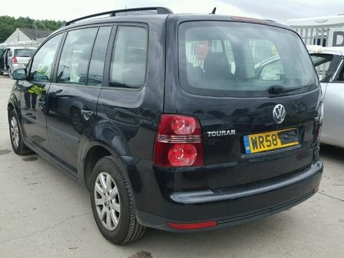 Vindem piese de caroserie Vw Touran 1.9 tdi,AVQ