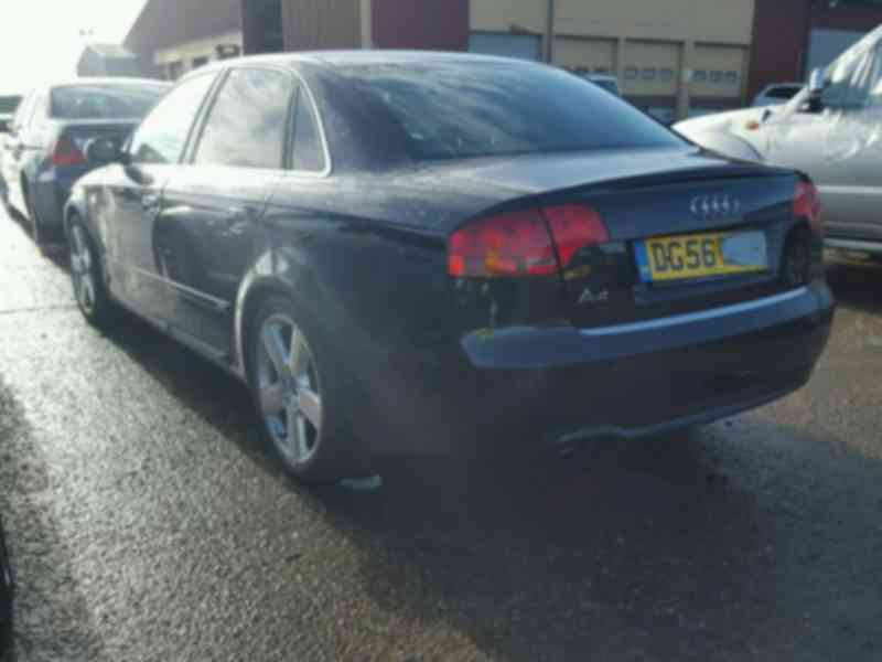 Vindem piese de interior Audi A4 B7 (8EC) 2.5 TDI, BDG