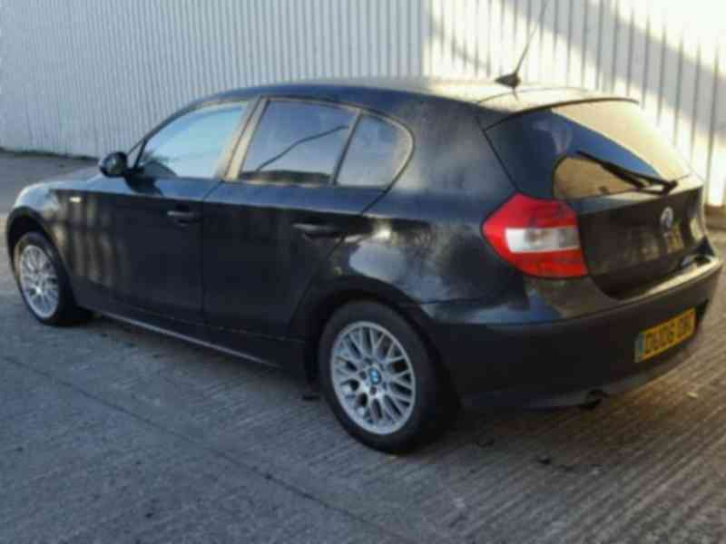 Vindem piese de interior Bmw 118d E81