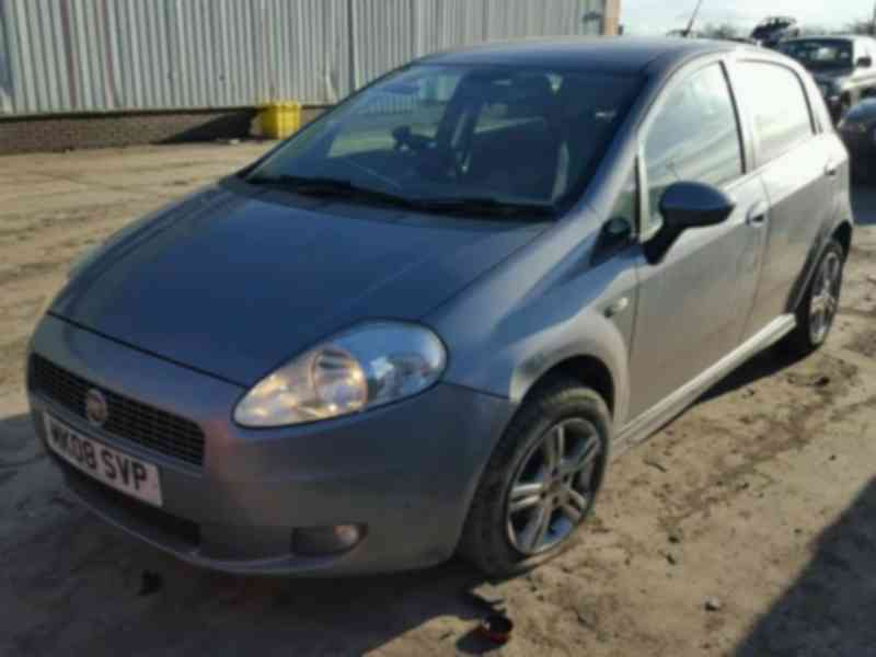 Vindem piese de interior Fiat Grande Punto (199) 1.6 Benz