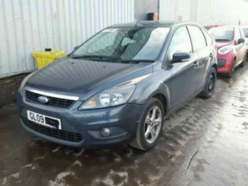 Vindem piese de interior Ford Focus II,1.6 benzina
