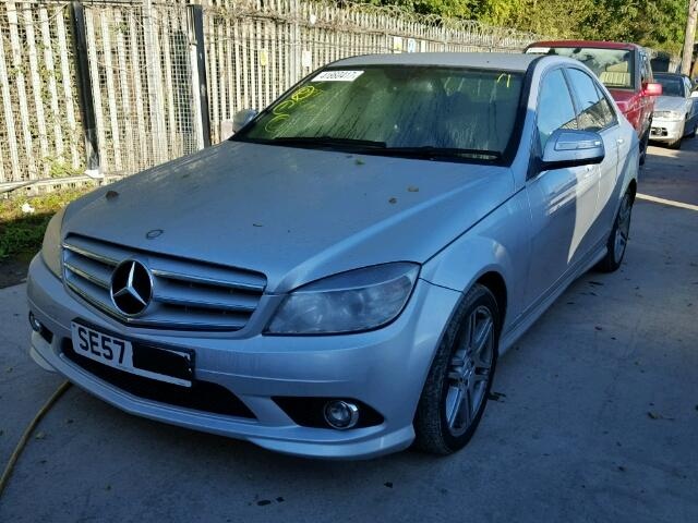 Vindem piese de interior Mercedes C180cdi