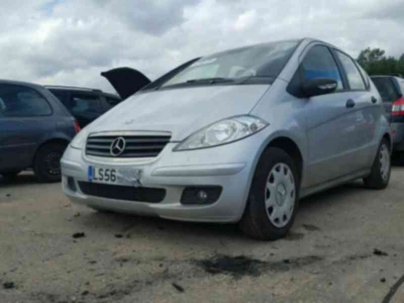 Vindem piese de interior Mercedes Clasa A (W169) 1.5cdi