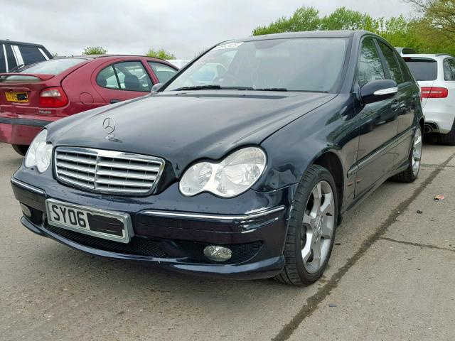Vindem piese de interior Mercedes Clasa C (W203) 1.8 Benz din dezmembrari