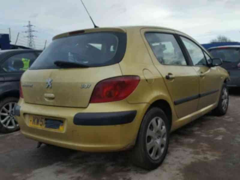 Vindem piese de interior Peugeot 307, 1.
