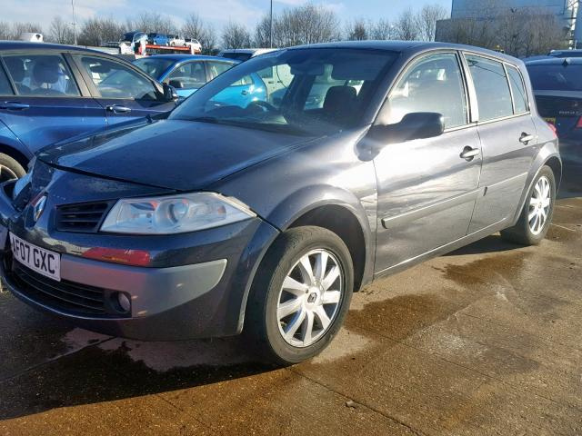 Vindem piese de interior Renault Megane 2, 1.6Benz K4M din dezmembrari