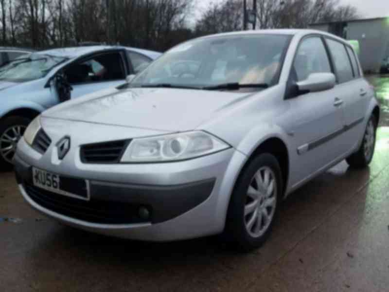 Vindem piese de interior Renault Megane 2, 1,6benzina